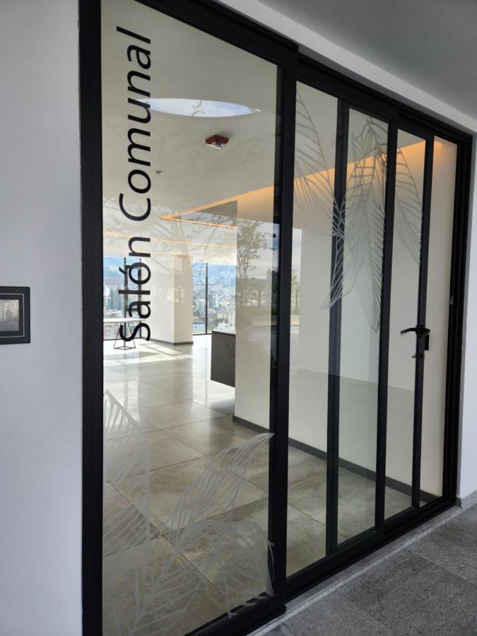Apartamento Departamento De Lujo Sector La Carolina Quito